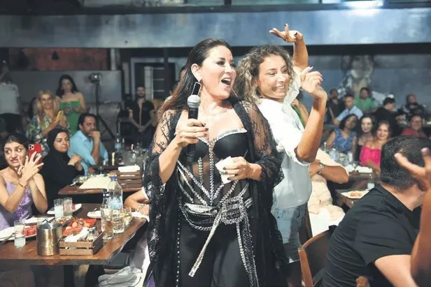 atvnin-yeni-dizisi-bir-kucuk-gun-isigi-izleyiciyle-bulusuyor-saklambac-haberleri-1662323959181.jpeg ATV'nin yeni dizisi ‘Bir Küçük Gün Işığı' izleyiciyle buluşuyor | Saklambaç haberleri-16