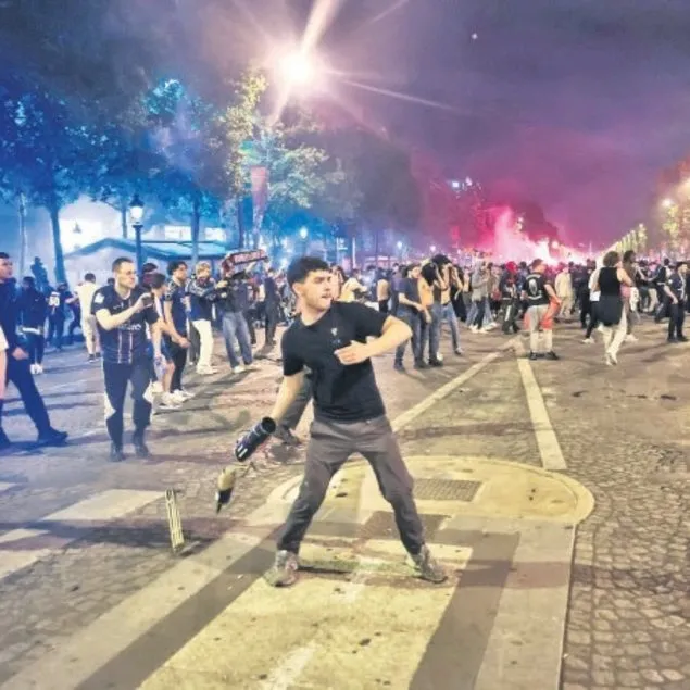 PSG’nin zaferi Fransa’yı karıştırdı!