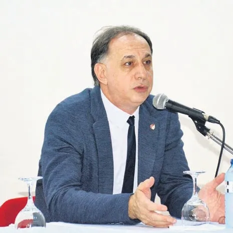 Kendi insanımıza güvenmeliyiz