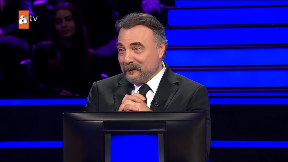 milyonerde-iki-joker-yaktiran-o-ilginc-sorunun-cevabi-sasirtti-1784494484919.png "Hangisi hem kalpsiz hem beyinsizdir?" İki joker yaktıran o ilginç sorunun cevabı şaşırttı! Seyircilerin çoğu cevabı bildi-4