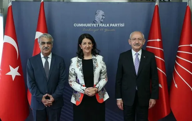 baskan-erdogandan-bolucu-koalisyona-bombardiman-hdpye-verilen-her-taviz-kandile-verilmistir-1680127961632.jpeg Başkan Erdoğan'dan bölücü koalisyona bombardıman: HDP'ye verilen her taviz Kandil'e verilmiştir-5