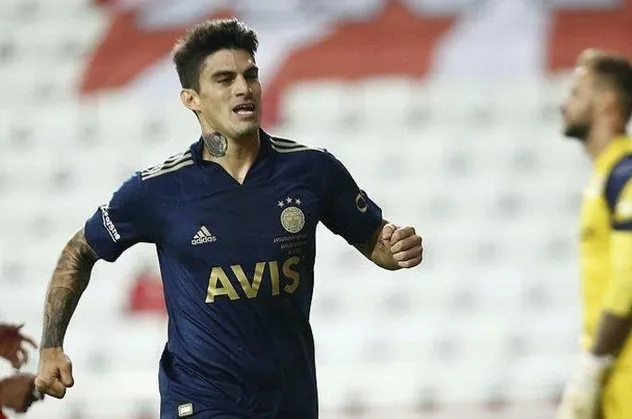 Beşiktaş derbisinde sakatlanmıştı... Fenerbahçeli Diego Perotti İstanbul'da!