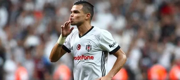En iyi 10 oyuncu açıklandı! İçlerinde Beşiktaş’tan Pepe’de var!