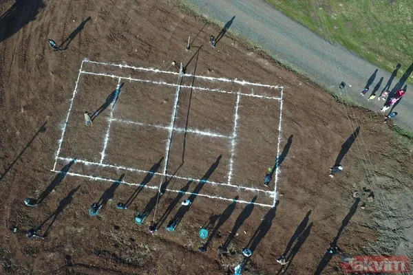 Koronavirüs salgınında köyden dışarı çıkamayan Şanlıurfa Viranşehirliler kendilerini tenise verdi - 32