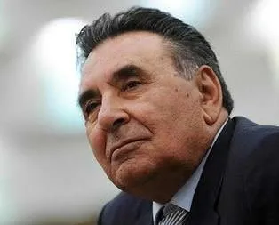 Doğan Medya Grubu binası önünde eylem