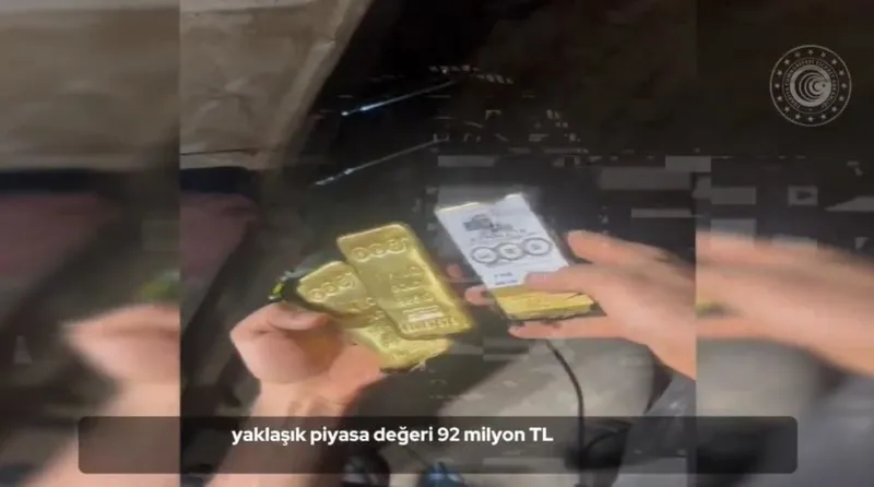 ticaret-bakanligi-duyurdu-gumruk-muhafaza-ekipleri-100-milyon-tllik-kacakcilik-girisimini-engelledi-altin-uyus-1712124270233.jpeg Ticaret Bakanlığı duyurdu! Gümrük Muhafaza ekipleri 100 milyon TL'lik kaçakçılık girişimini engelledi: Altın, uyuşturucu, kehribar...-2