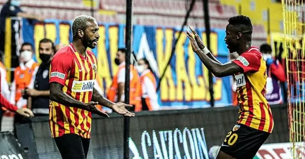 Beşiktaş’ın eski yıldızı Manuel Fernandes Süper Lig’e geri dönüş yaptı