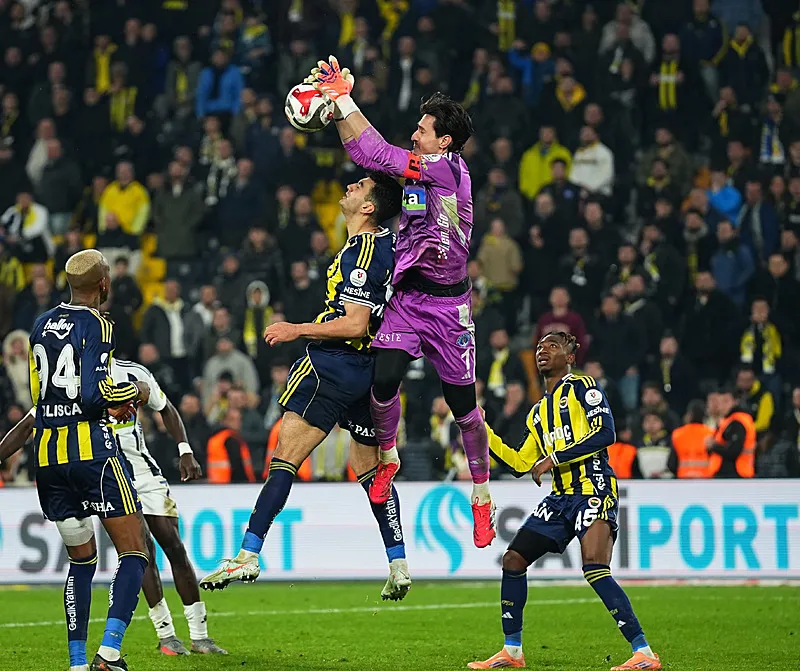 Spor yazarları Fenerbahçe-Kasımpaşa maçını değerlendirdi - 17