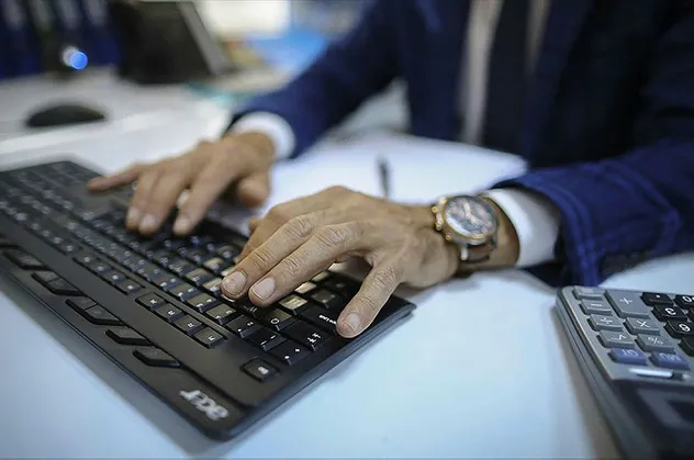 Kamuda yeni mesai sistemi nasıl olacak?