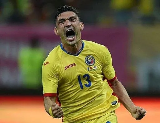 Forvette son aday Keseru