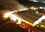 Çekmeköy’de korkutan fabrika yangını!