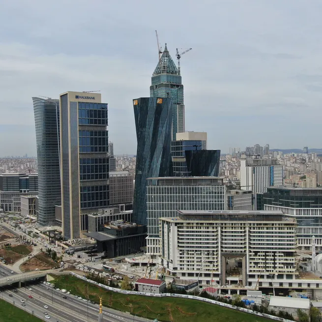 Başkan Erdoğanın katıldığı törenle İstanbul Finans Merkezi açıldı! Dev projede Berat Albayrakın imzası var