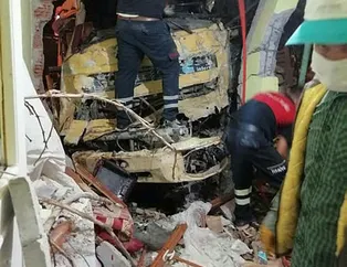 Freni patlayan vinç eve girdi