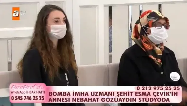 esra-erola-sehit-ve-gazi-aileleri-sosyal-yardimlasma-ve-dayanisma-derneginden-bir-omur-boyu-onur-plaketi-1601391706648.jpg Esra Erol'a Şehit ve Gazi Aileleri Sosyal Yardımlaşma ve Dayanışma Derneği’nden ‘Bir Ömür Boyu Onur’ plaketi!-3