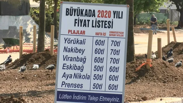 buyukadada-vatandaslardan-ucretli-plaj-tepkisi-1596454809811.jpg Büyükada'da vatandaşlardan "ücretli plaj" tepkisi-3