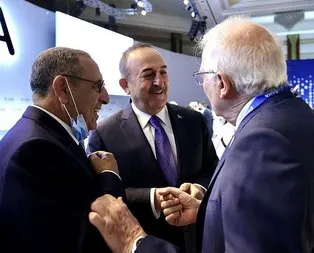 Bakan Çavuşoğlu’ndan peş peşe kritik temaslar