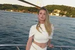 Yasemin Kay Allen'ın doğum günü kutlamasına milyonluk hediye damga vurdu! Yüzüğü de gündem olmuştu