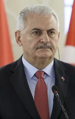 Başbakan'dan yeni anayasa açıklaması