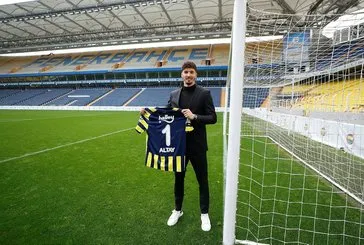 Altay Bayındır imzanın ardından konuştu!