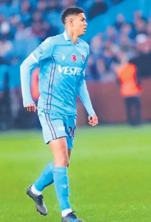 jesus-ardaya-sarildi-jesus-ile-arda-guler-buzlari-eritti-1684536860408.jpeg Jorge Jesus ve Arda Güler buzları eritti!-3