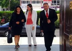 TBMM’de pantolon yasağı kalkıyor