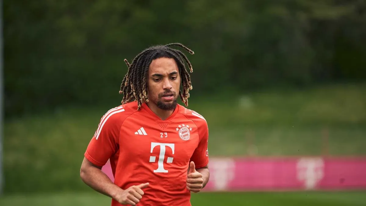 Bayern Münih Sacha Boey'un bonservisini belirledi