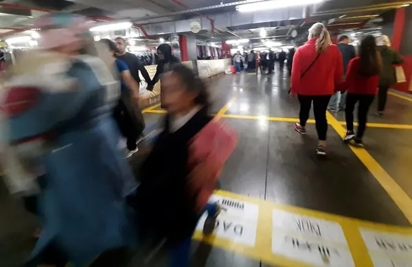 bakanliktan-efsane-cuma-uyarisi-kasim-ayi-indirimlerine-dikkat-1636535136868.jpg Bakanlıktan 'efsane cuma' uyarısı! Kasım ayı indirimlerine dikkat! Efsane hile...-2