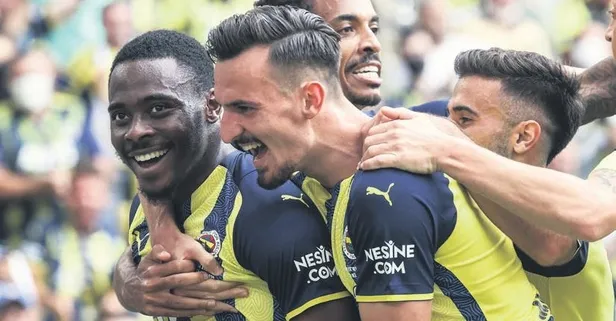 UEFA Avrupa Ligi gruplarında Fenerbahçe ve Galatasaray bugün ilk sınavlarını verecek