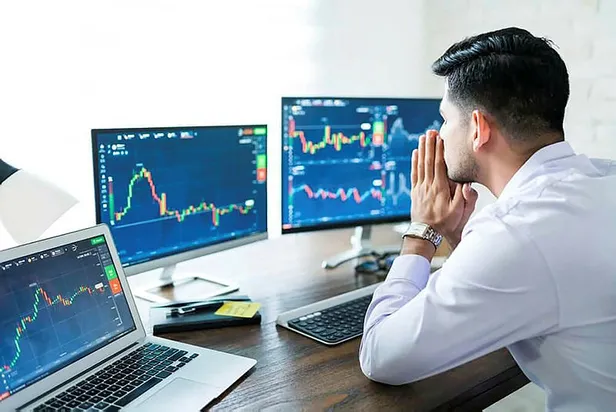 borsa-yarin-aciliyor-mu-13-subat-pazartesi-borsa-islemleri-basliyor-mu-bist-kac-gun-kapatildi-1676227522579.jpg 13 Şubat Pazartesi borsa işlemleri başlıyor mu? BIST kaç gün kapatıldı? Borsa bugün açılıyor mu 2023?-4