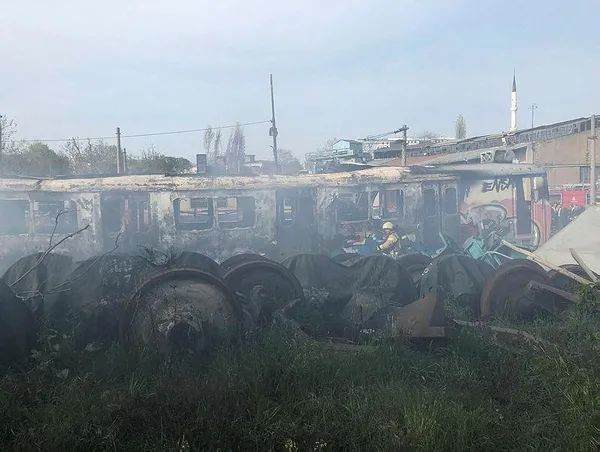 Haydarpaşa Garı'ndaki vagonlarda yangın-1