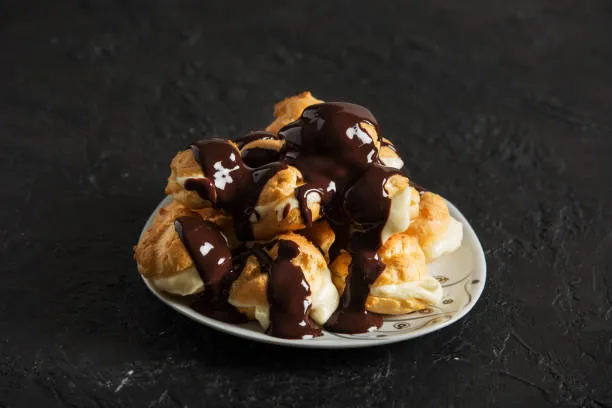 masterchef-profiterol-nasil-yapilir-her-zaman-tam-tutan-pastane-usulu-profiterol-tarifi-saatlerce-ugrasmadan-b-1696878005156.jpg Her zaman TAM TUTAN, PASTANE USULÜ PROFİTEROL tarifi! MASTERCHEF PROFİTEROL nasıl yapılır? Saatlerce uğraşmadan bir borcam dolusu...-4