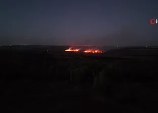 Diyarbakır’da anız yangını böyle görüntülendi