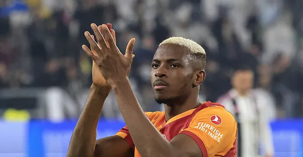 Victor Osimhen Şampiyonlar Ligi'nde haftanın kadrosuna seçildi