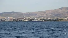 Gökçeada feribot seferlerine fırtına engeli: İşte iptal edilen saatler!