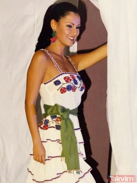 Pınar Altuğ'un süper minili pozunu gören eşi Yağmur Atacan'dan bomba yorum! Takipçileri 'yine yakıyor' dedi kayınvalide de devreye girdi - 21