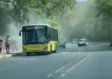 Sarıyer'de İETT’ye ait bir otobüsün motoru alev alev yandı!