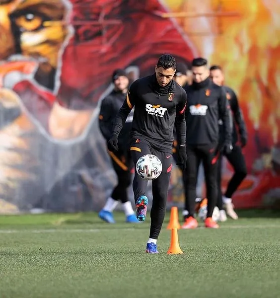 Fatih Terim oyuncularıyla dün bir toplantı gerçekleştirdi: Presle başla golü erken bul-2