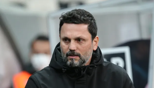 Erol Bulut Alanyaspor maçının ardından açıklamalarda bulundu! "Karaktersizliğini gösterdi"