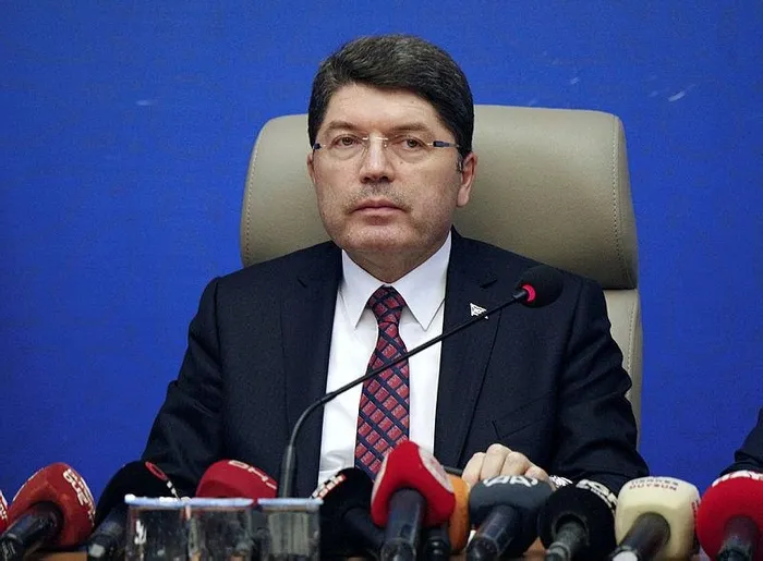 Adalet Bakanı Tunç'tan Sekizinci Yargı Paketi'yle ilgili flaş açıklama: Bir yıl ceza alan kişi cezaevinde yatacak!-2