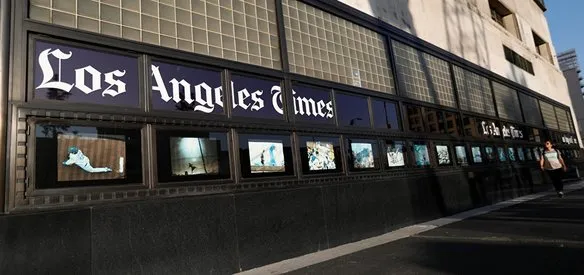ABD'nin önemli gazetelerinden Los Angeles Times, bölgedeki milyarder iş adamlarından Soon-Shiong tarafından 500 milyar dolara satın alındı
