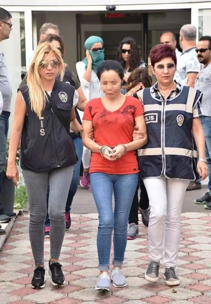 Akılalmaz tuzak! FETÖ ve müstehcen görüntüleri kullanıp gurbetçileri dolandırmışlar-6