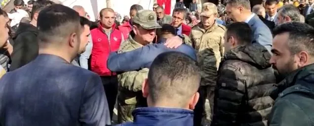 Osmaniyeye şehit ateşi düştü! İdlib şehidi Serkan Depremin şehadet haberi ailesine ulaştı