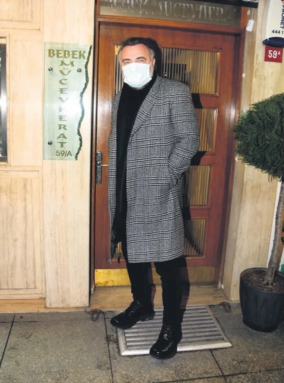 Ressam Berfin Uluman yardım seferberliği için Uganda’ya gitti-11