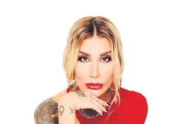 İrem Derici’den romantik paylaşım! Biricik sevgilisi Atakan Işıktutan hakkında bakın neler söyledi