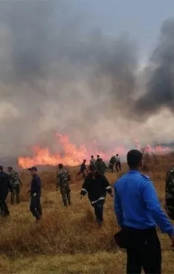 Nepal'de yolcu uçağı düştü