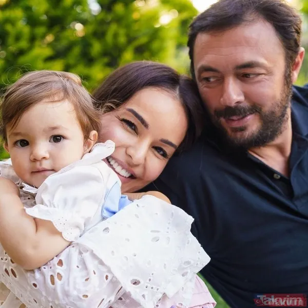 Bebek göründü! Bengü “Minik oğlum ve ben” dedi ayna karşısında verdiği pozu paylaştı yorum yağdı - 4