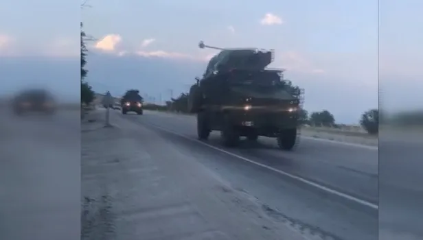 Suriye sınırına askeri sevkiyat yoğunlaştı