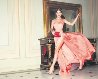 Başından üç evlilik geçen Tuba Ünsal, tepki çekti: Biz evrildik ama evlilik kurumu olduğu yerde kalıyor