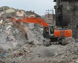 Yüksekova’da yıkım başladı