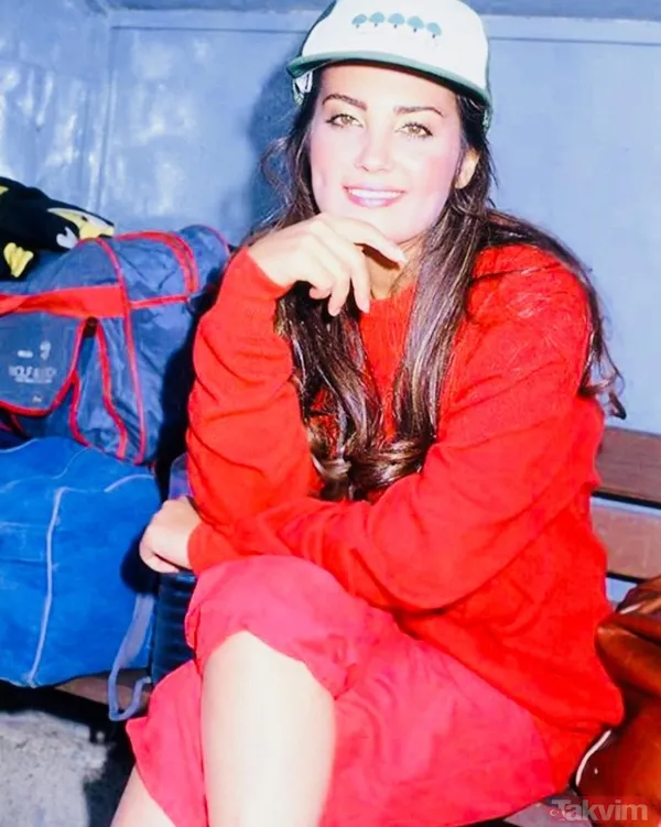 Yeşilçam’ın gamzeli güzeli Bahar Öztan’ın o röportajı dikkat çekti! “O sırlar benimle mezara gidecek” Fahriye Evcen ve Hande Erçel detayı... - 6